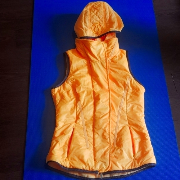 Lululemon Glacier Hoodie Vest - Picture 14 of 14
